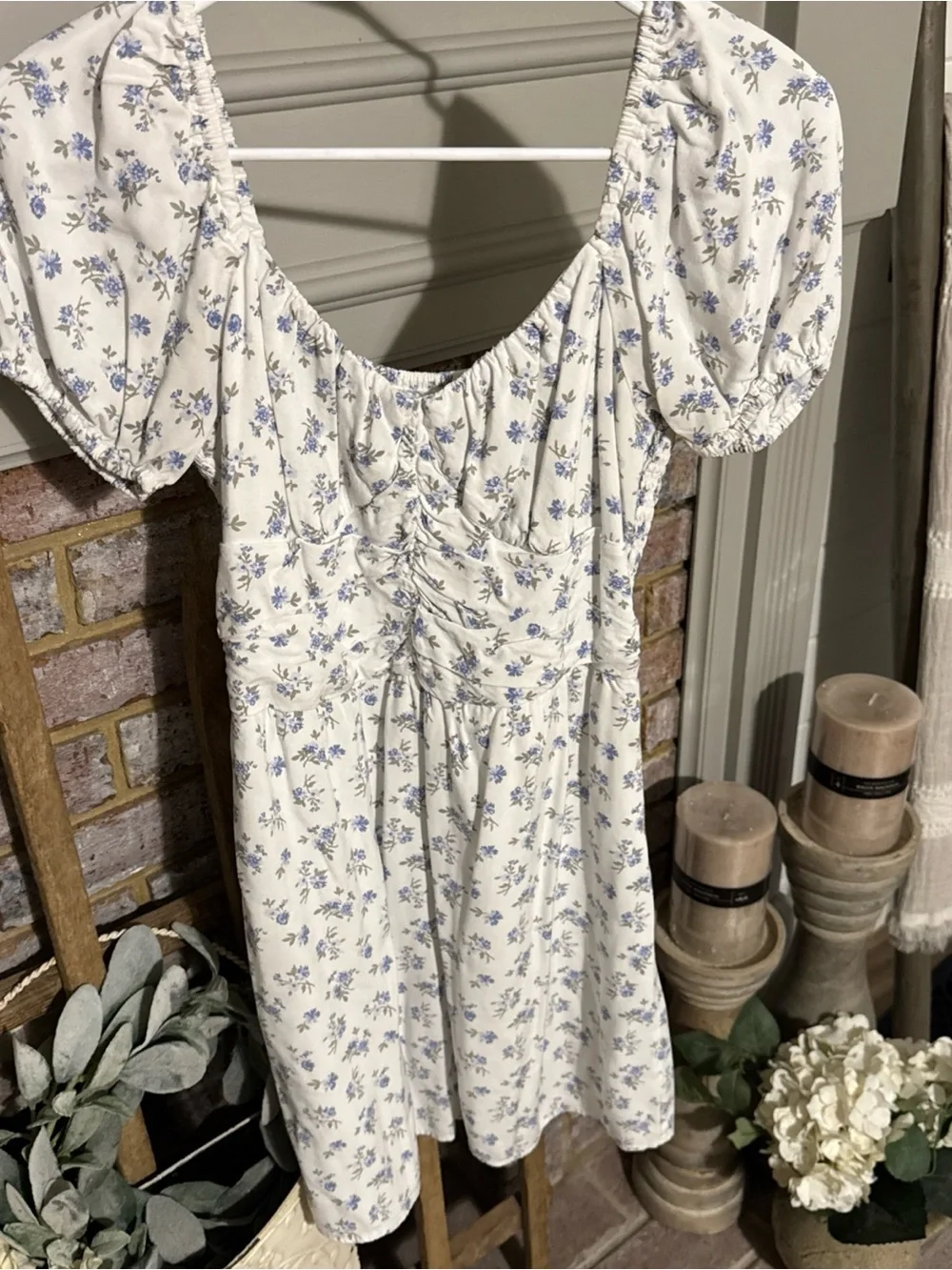Hollister lightweight line